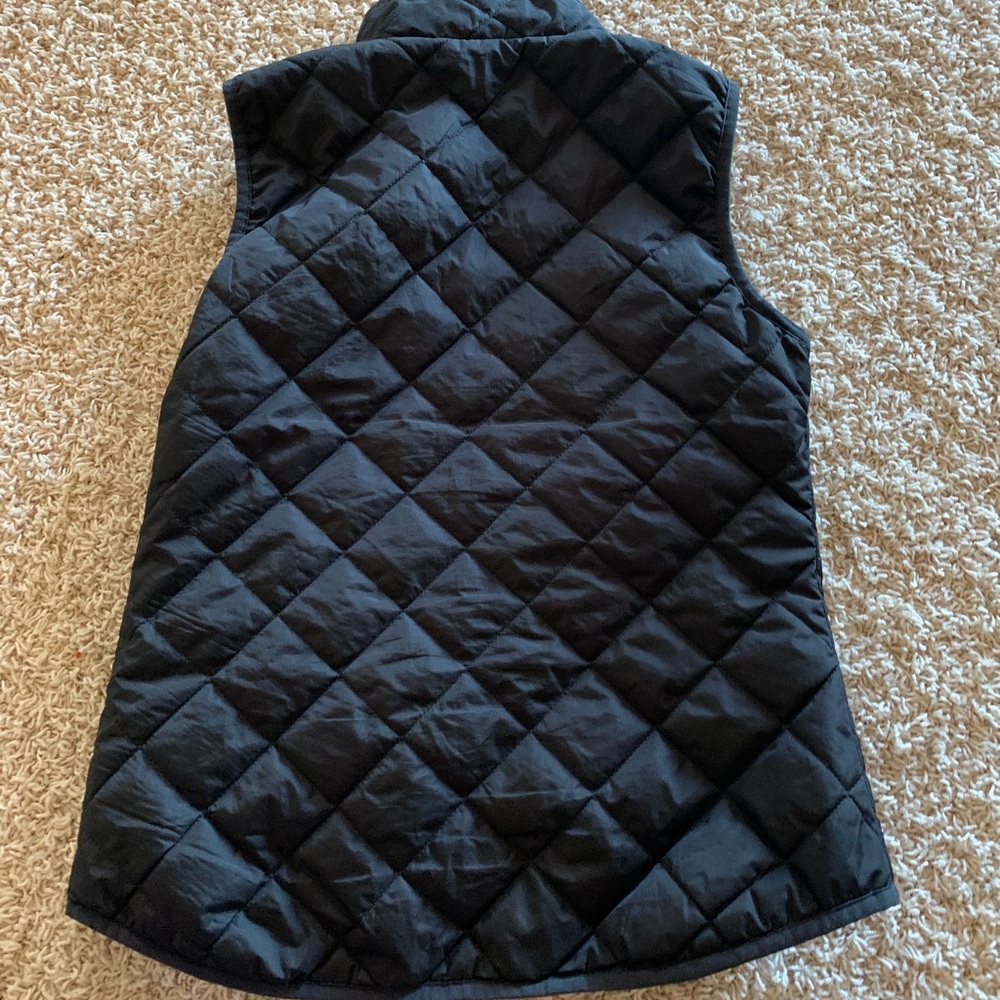 Vest - Picture 2 of 4